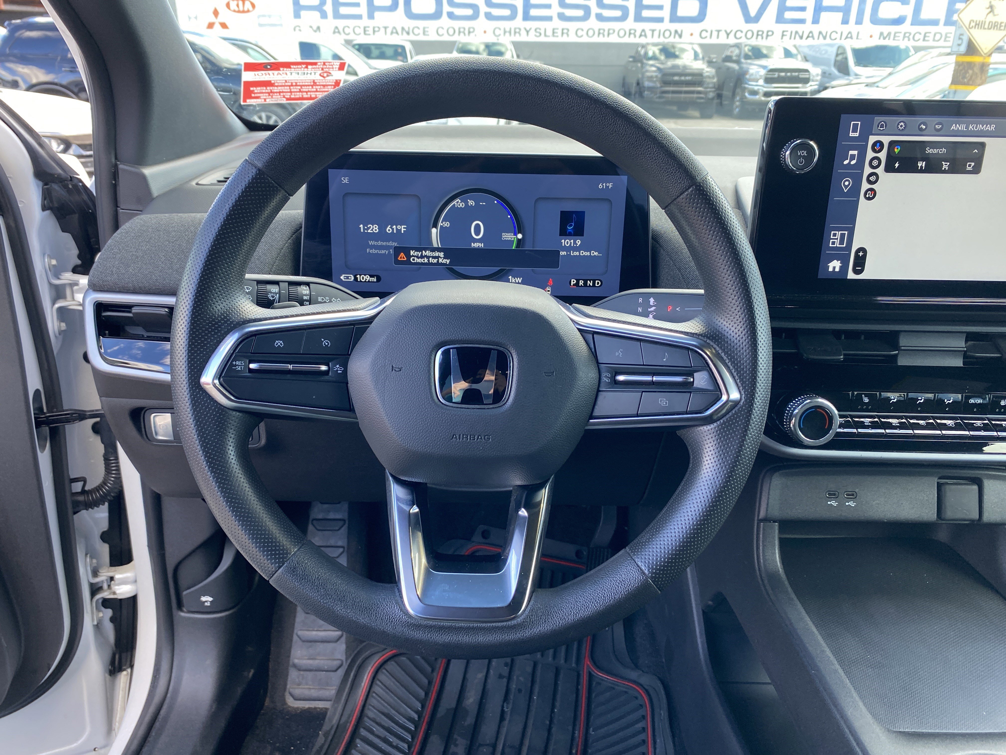 Used 2024 Honda Prologue EX image 12