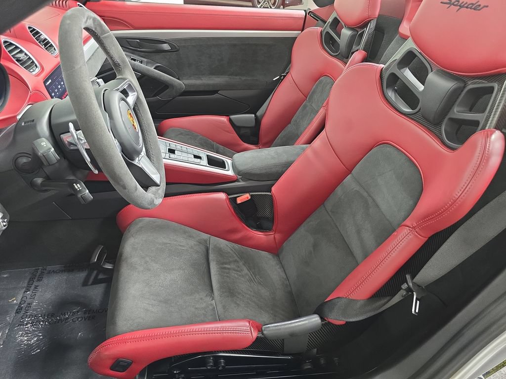Certified 2021 Porsche 718 Boxster Spyder RWD image 5