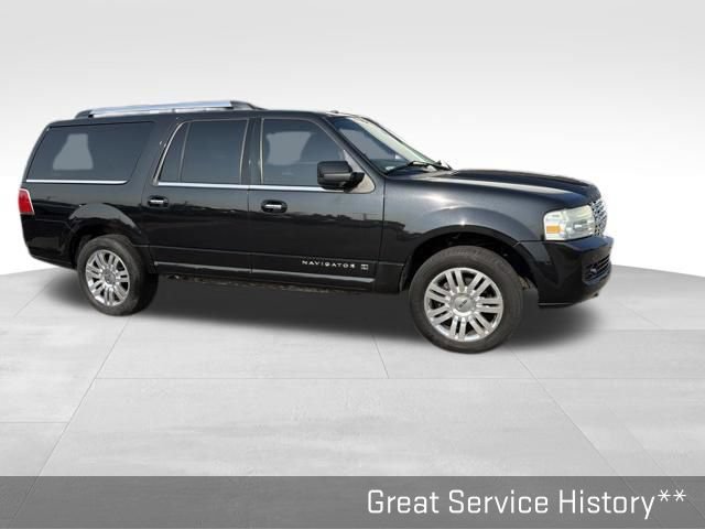 Used 2011 Lincoln Navigator L 2WD w/ 101A Rapid Spec Order Code image 17
