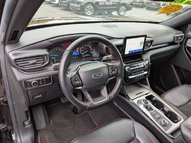 Certified 2023 Ford Explorer ST-Line w/ Class IV Trailer Tow Package AWD/4WD image 8