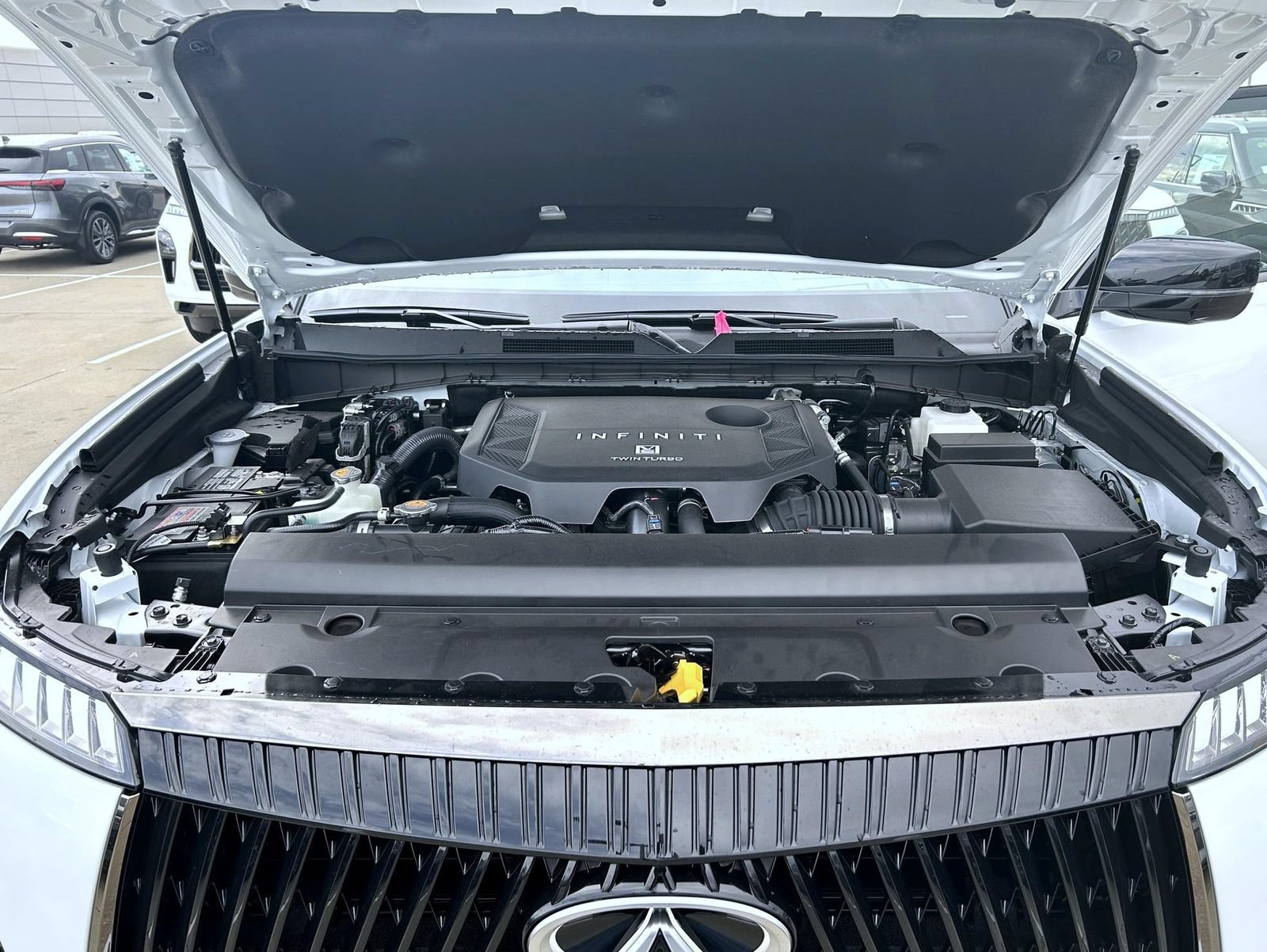 New 2026 INFINITI QX80 Autograph w/ Premium Cargo Package AWD/4WD image 26
