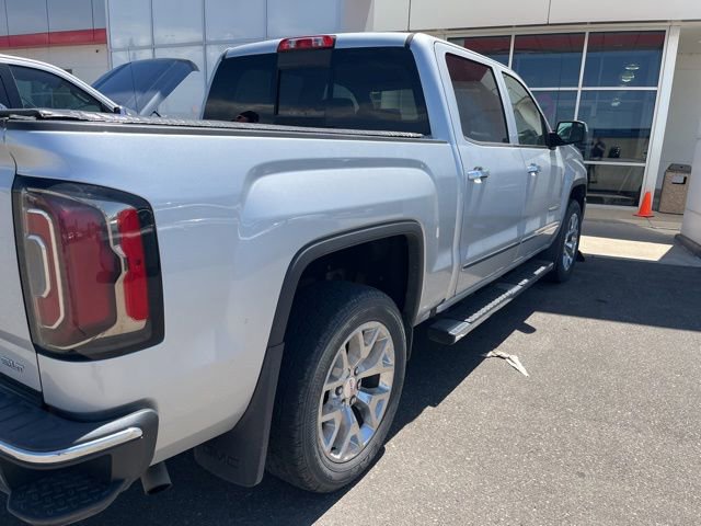 Used 2017 GMC Sierra 1500 SLT w/ SLT Premium Package AWD/4WD image 3