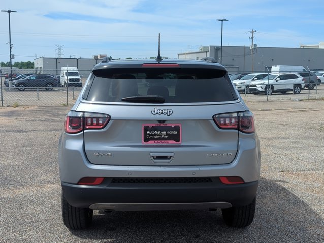 Used 2024 Jeep Compass Limited AWD/4WD image 8