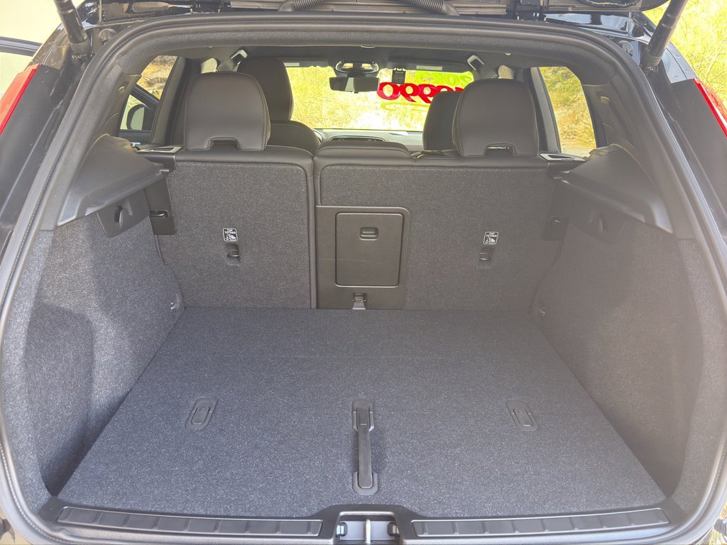 New 2025 Volvo EX40 Core w/ Climate Package AWD/4WD image 20