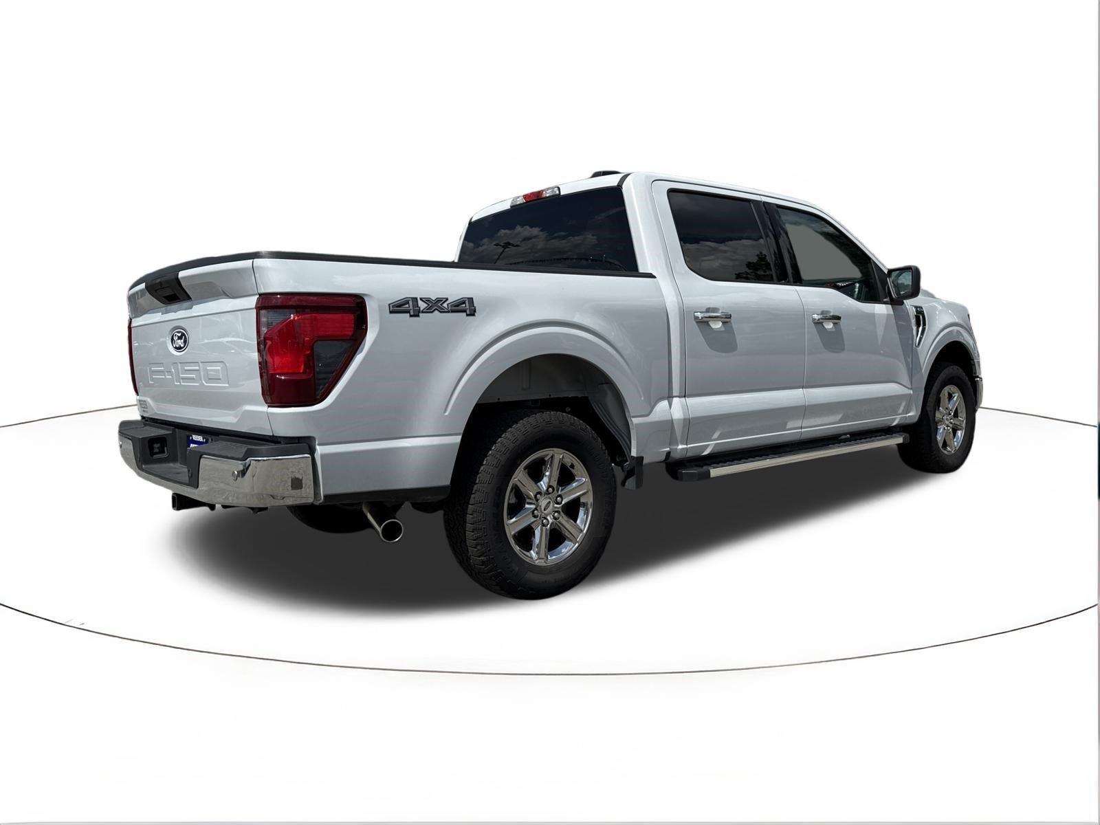 Used 2025 Ford F150 XLT w/ Equipment Group 301A Standard AWD/4WD image 3