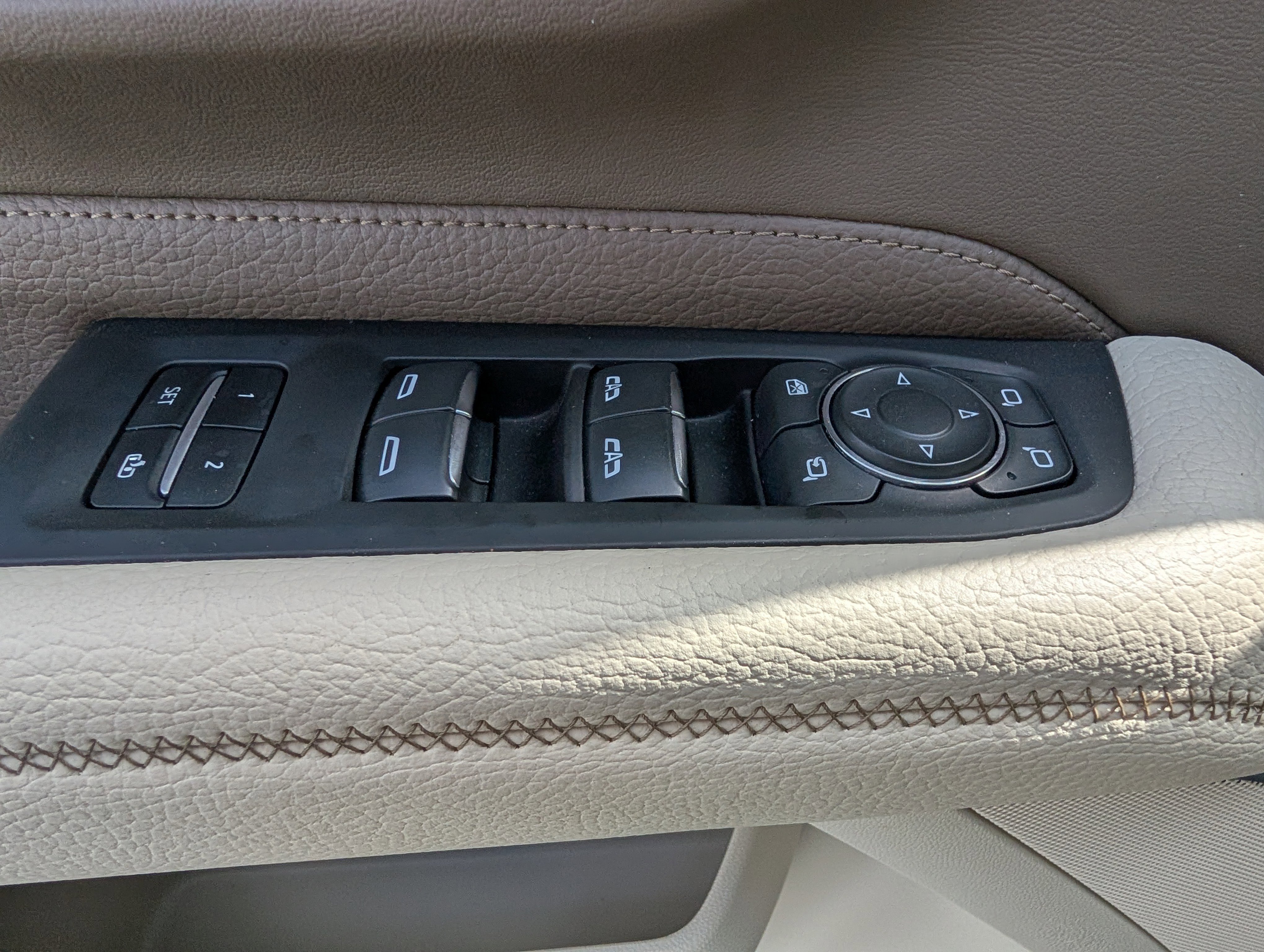 Used 2022 GMC Yukon Denali w/ Max Trailering Package image 22