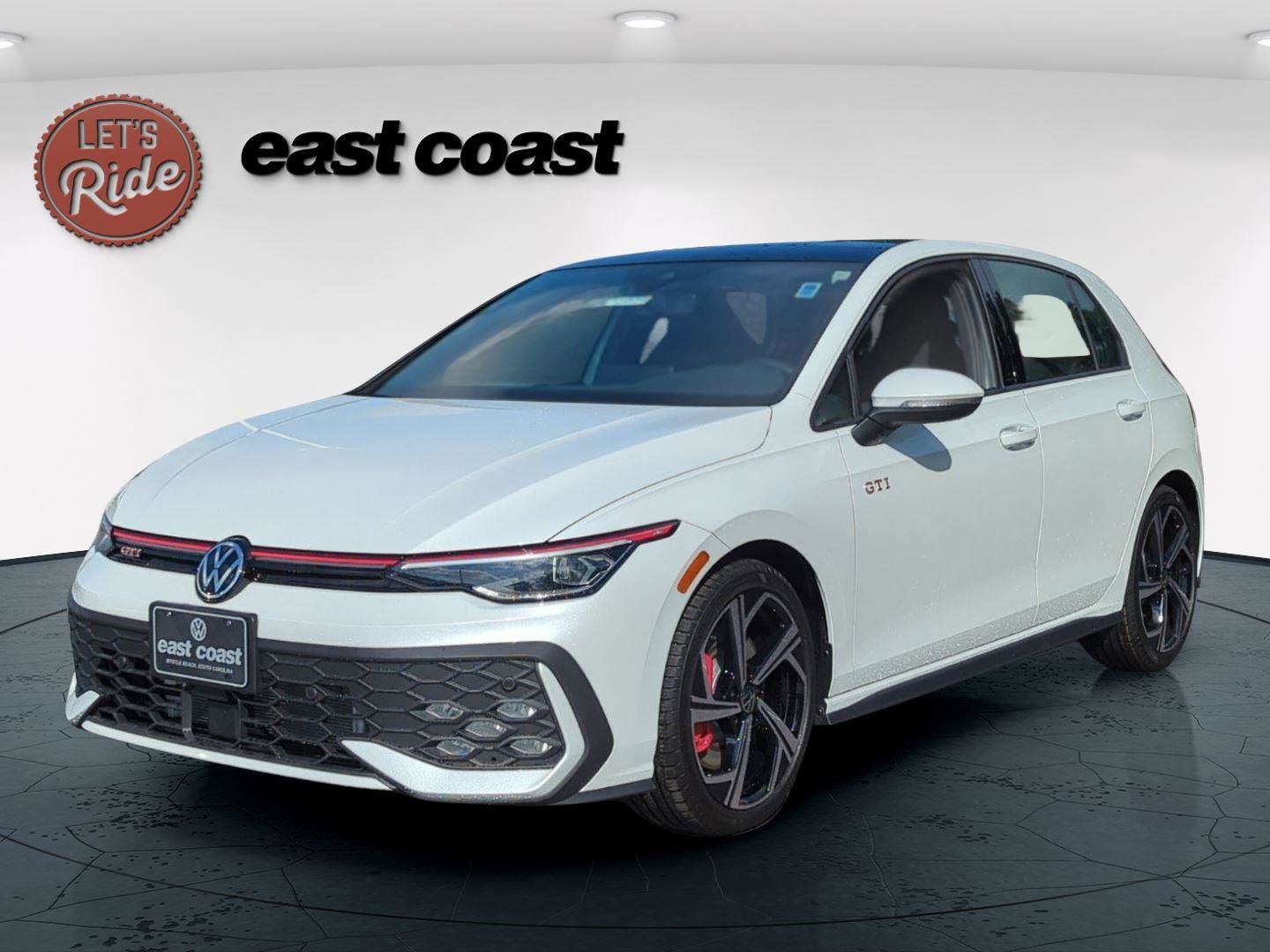 New 2025 Volkswagen Golf SE