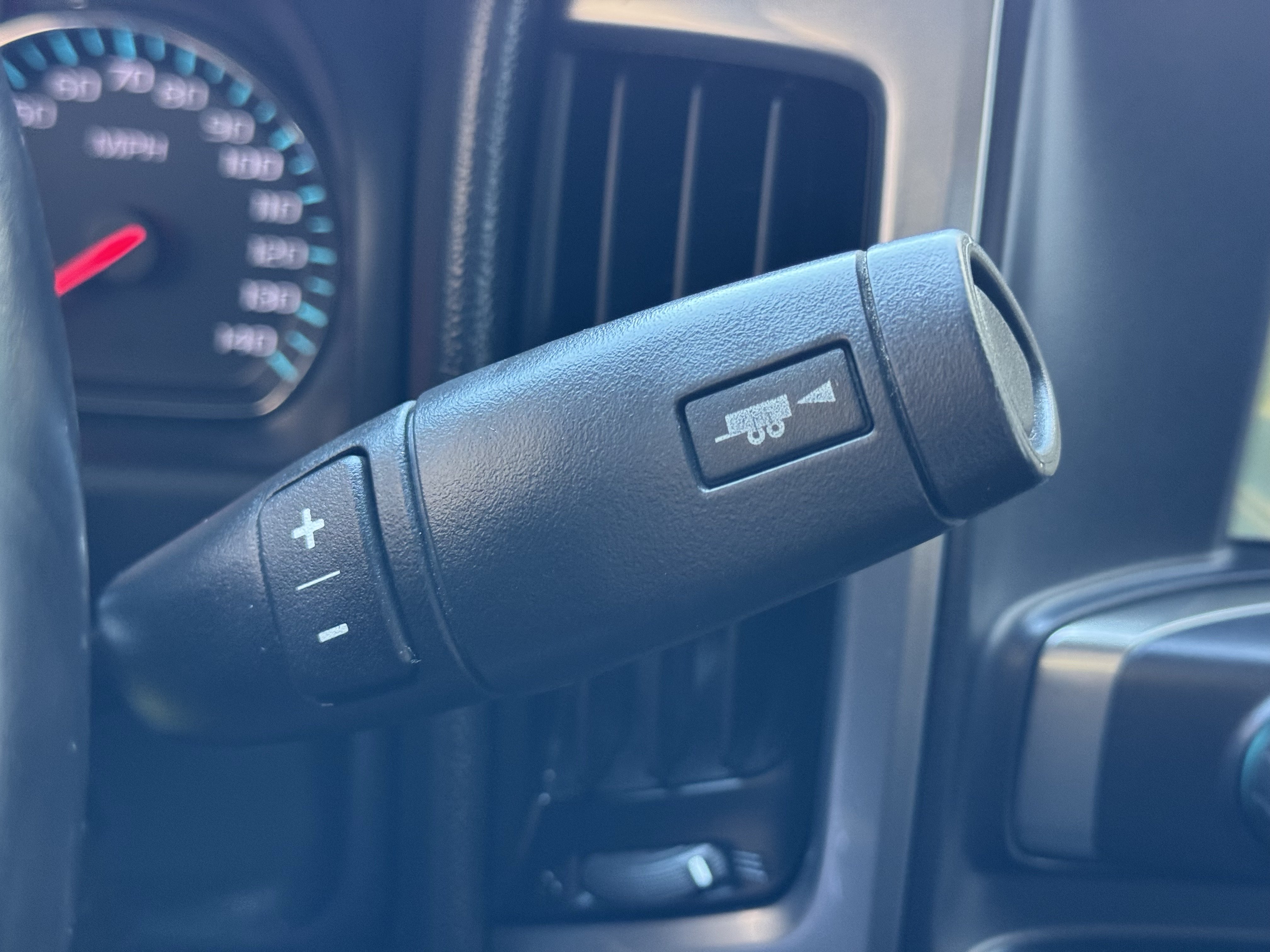 Used 2019 Chevrolet Silverado 1500 LT AWD/4WD image 27