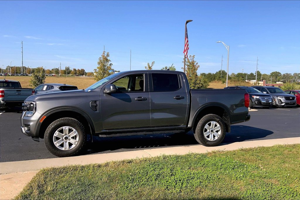 Used 2025 Ford Ranger XL w/ Trailer Tow Package RWD image 12