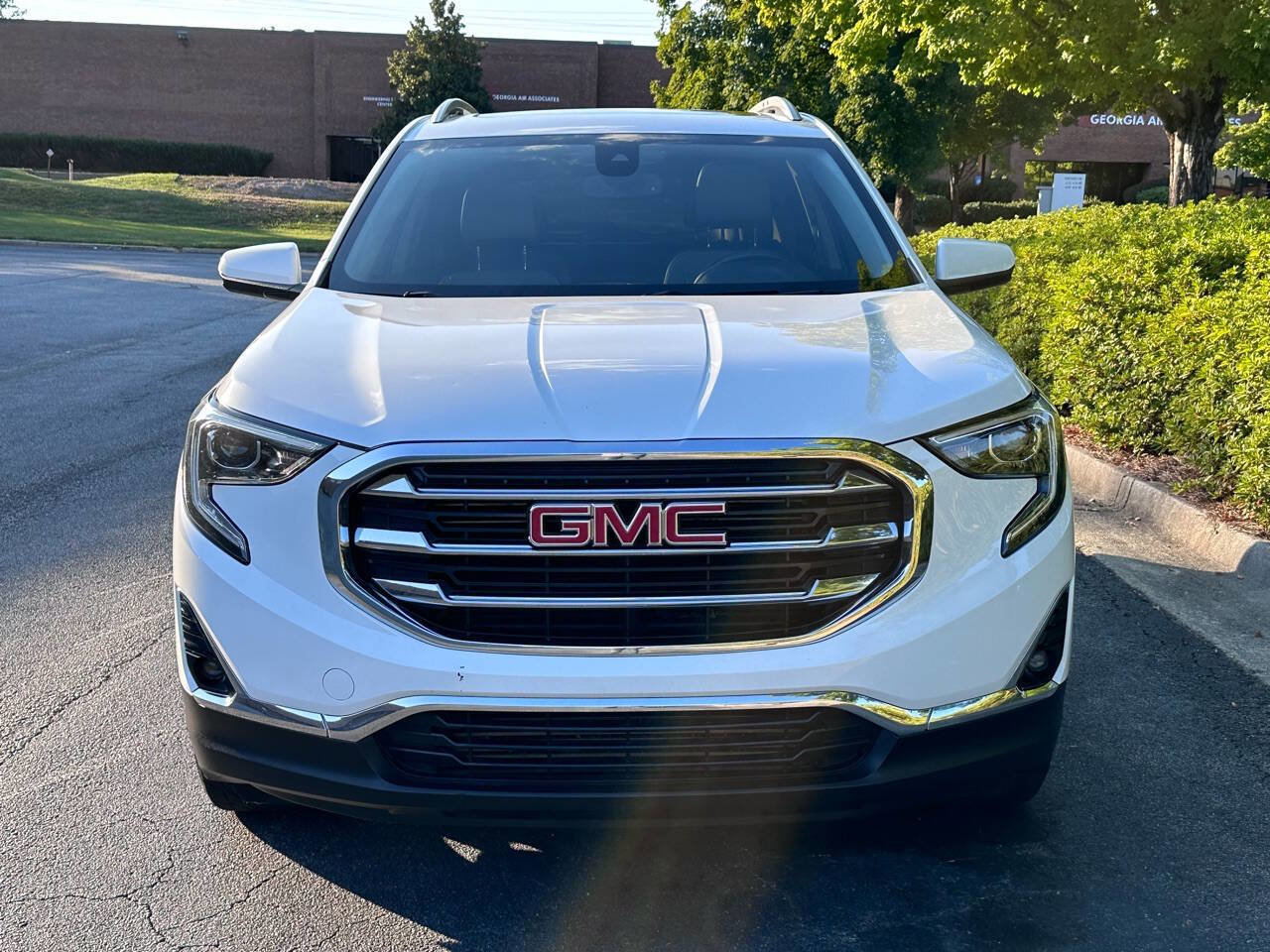 Used 2019 GMC Terrain SLT w/ Preferred Package image 3
