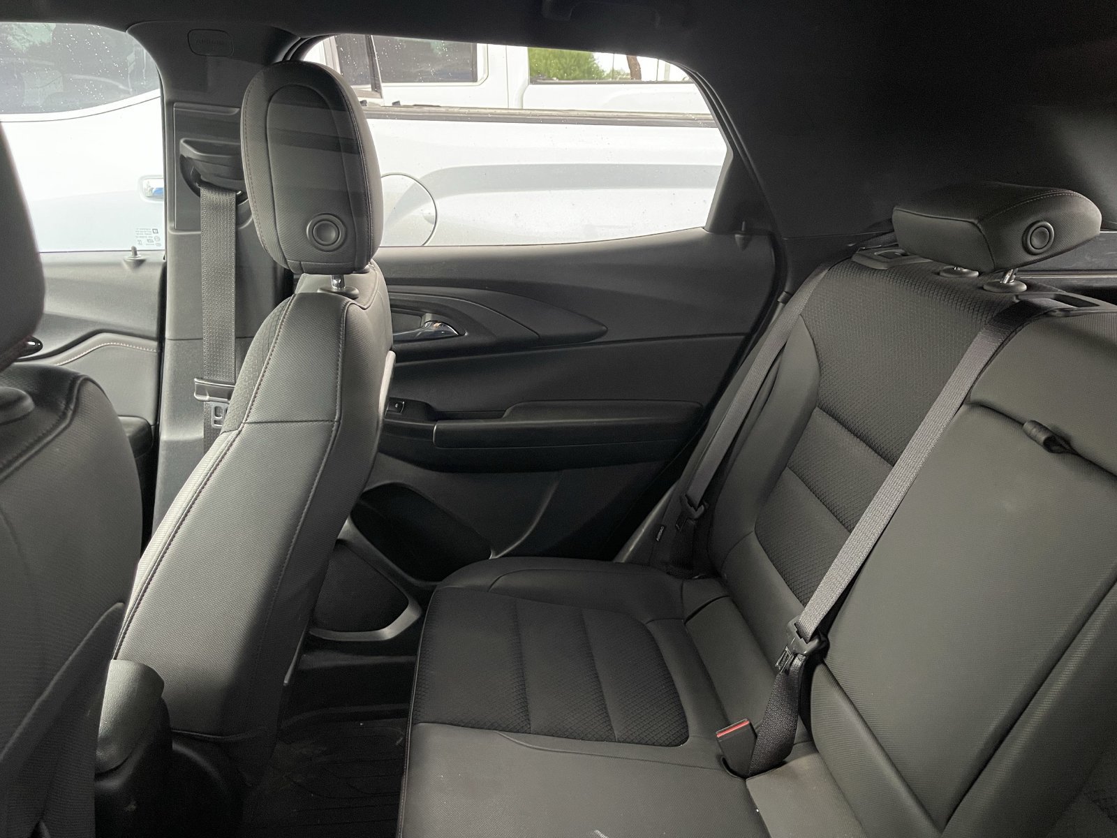 Used 2023 Chevrolet TrailBlazer RS w/ Convenience Package FWD image 9