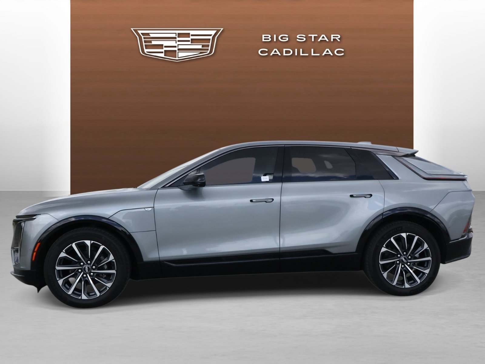 Certified 2024 Cadillac Lyriq Sport RWD image 2