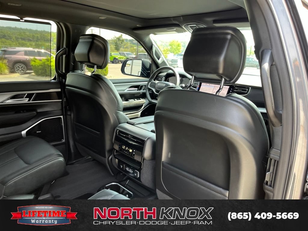 New 2026 Jeep Grand Wagoneer Limited AWD/4WD image 25