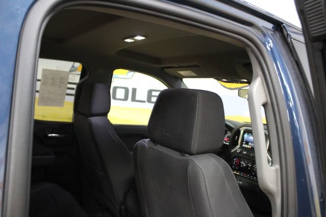 Used 2019 Chevrolet Silverado 1500 LT w/ Convenience Package AWD/4WD image 10