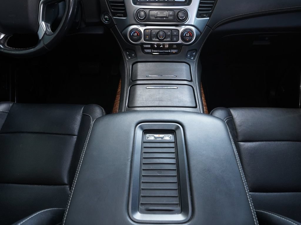 Used 2020 Chevrolet Tahoe Premier AWD/4WD image 25