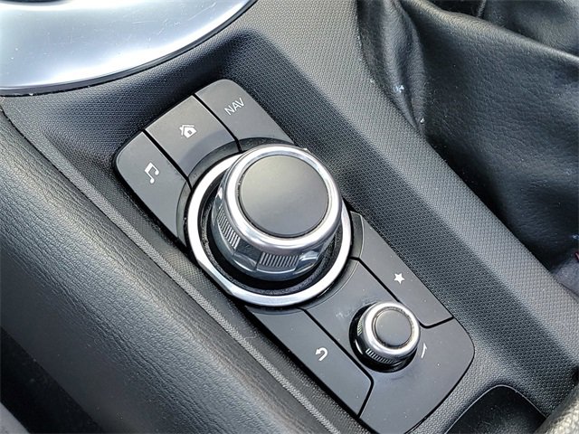 Used 2018 MAZDA MX-5 Miata Club image 21
