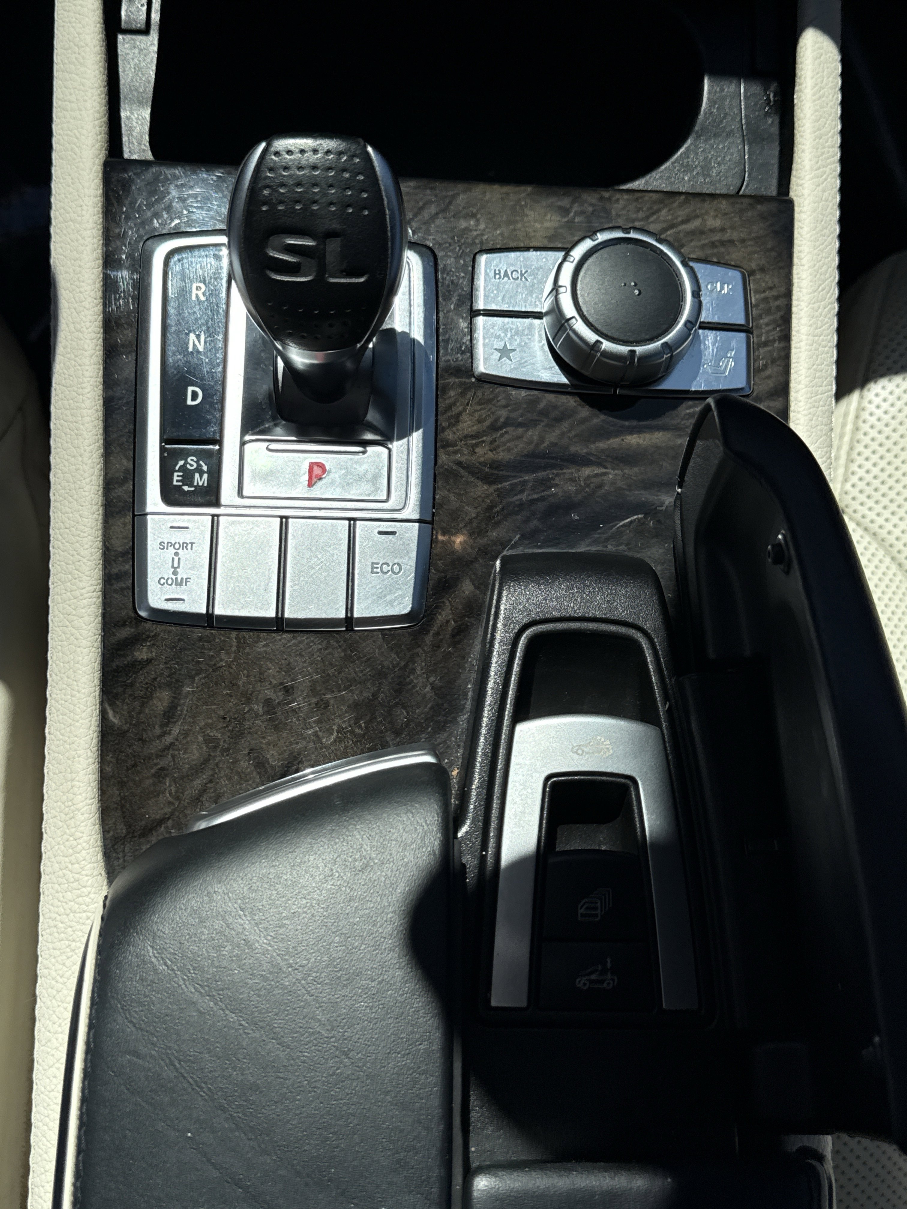 Used 2013 Mercedes-Benz SL 550 image 19