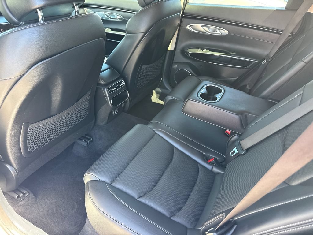Used 2025 Genesis GV70 2.5T AWD/4WD image 18