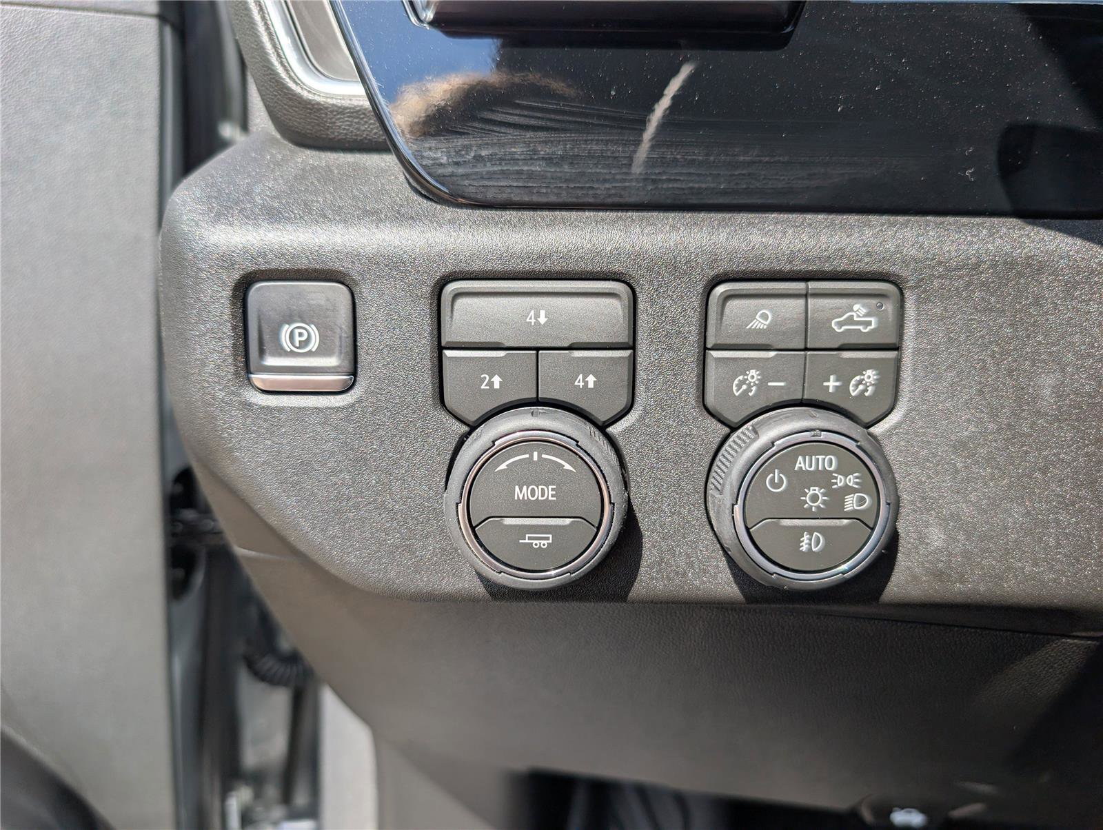 New 2026 Chevrolet Silverado 2500 LT w/ Trail Boss Package image 23