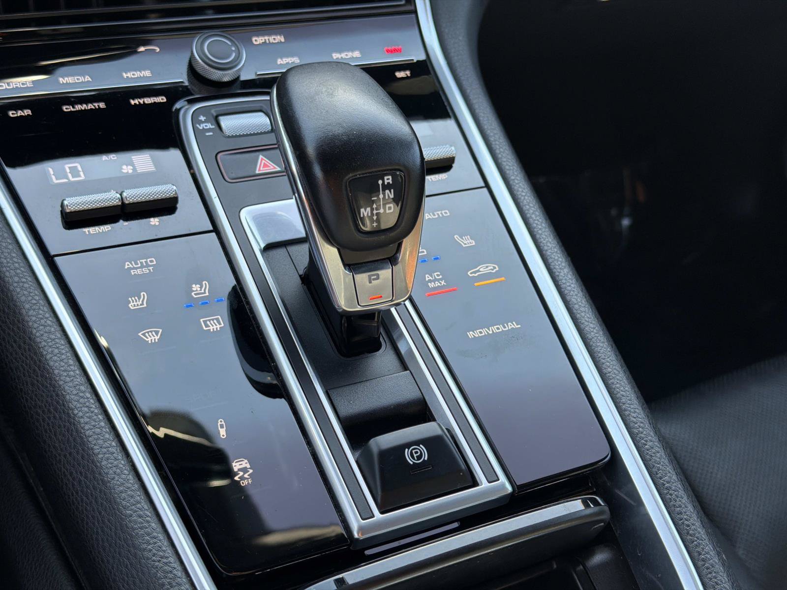 Used 2019 Porsche Panamera 4 AWD/4WD image 22