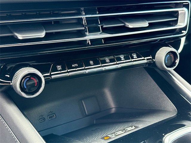New 2026 Chevrolet Traverse LT w/ LPO, Floor Liner Package image 19
