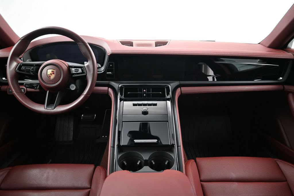 Certified 2025 Porsche Panamera 4 AWD/4WD image 9