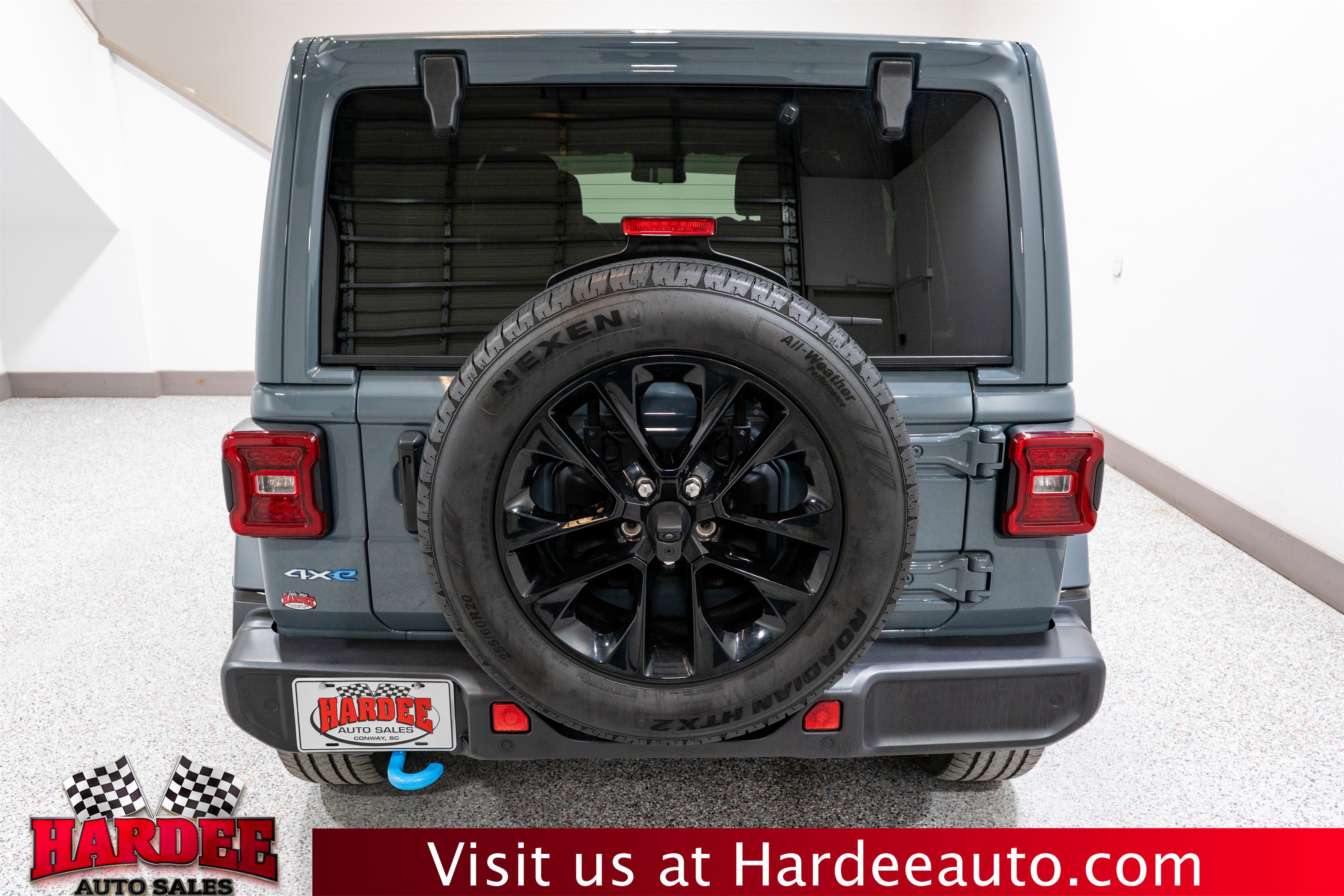Used 2024 Jeep Wrangler Sahara w/ Safety Group AWD/4WD image 4