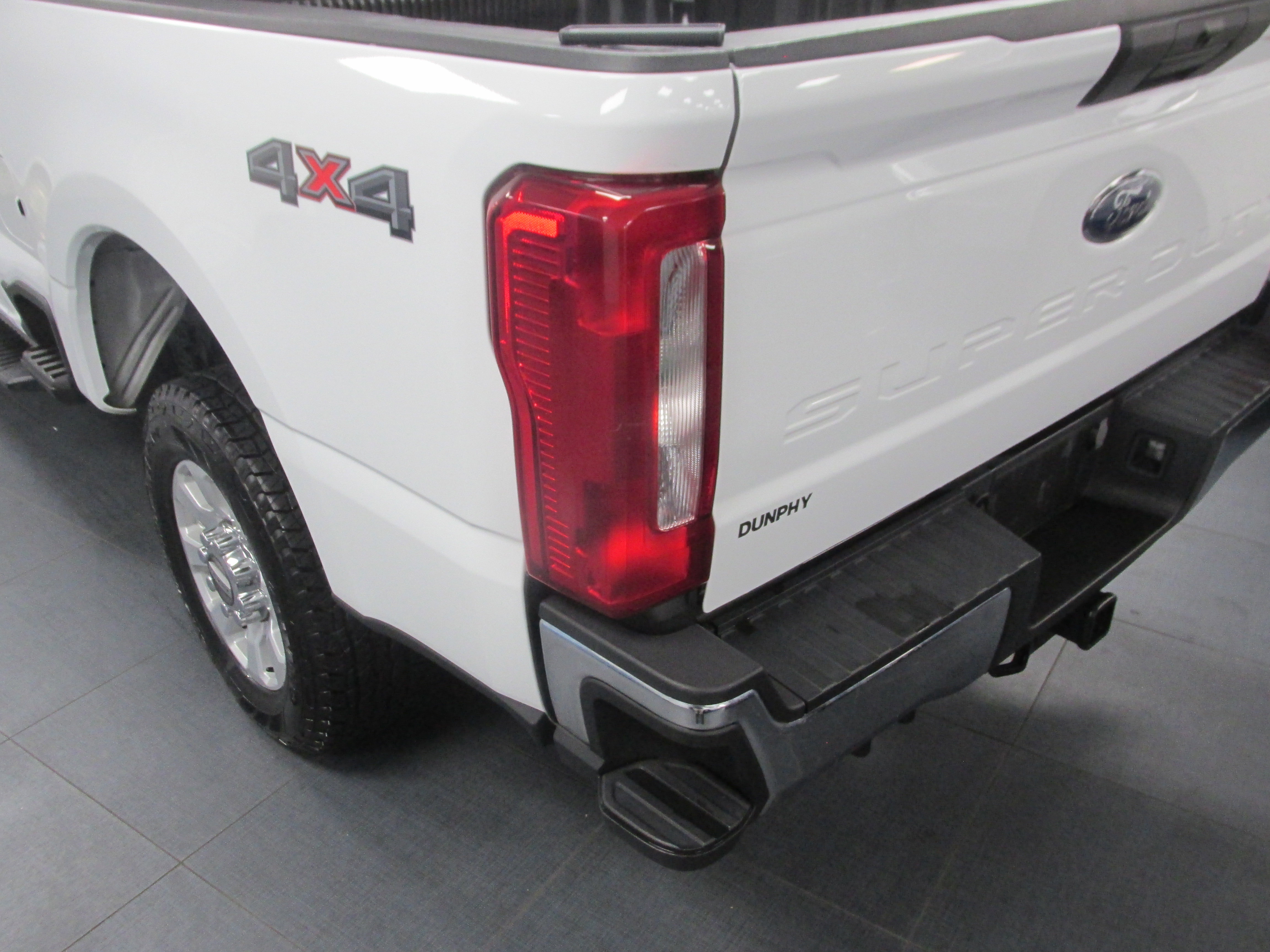 Used 2023 Ford F250 XLT w/ Snow Plow Prep Package image 11