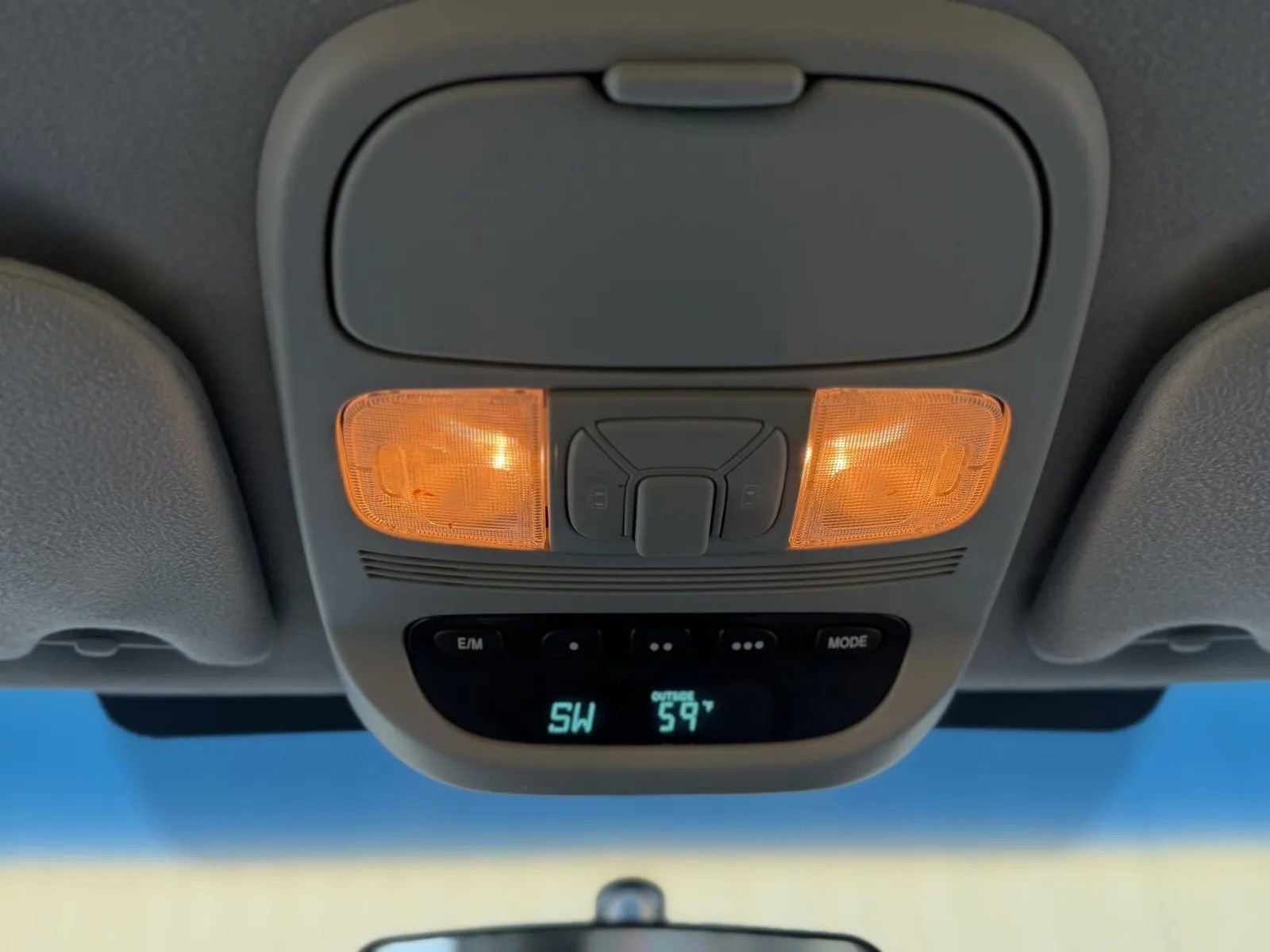 Used 2009 Toyota Sienna CE FWD image 30