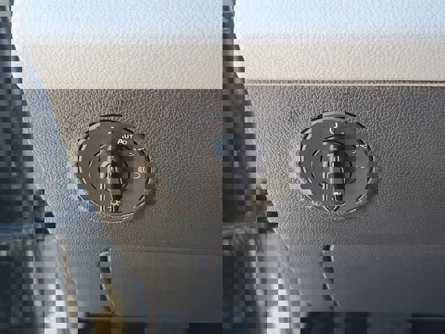 Certified 2023 Volkswagen Taos SE w/ Black Wheel Package FWD image 29