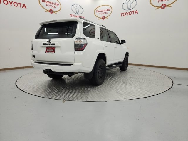 Used 2023 Toyota 4Runner SR5 Premium w/ Moonroof Package AWD/4WD image 8