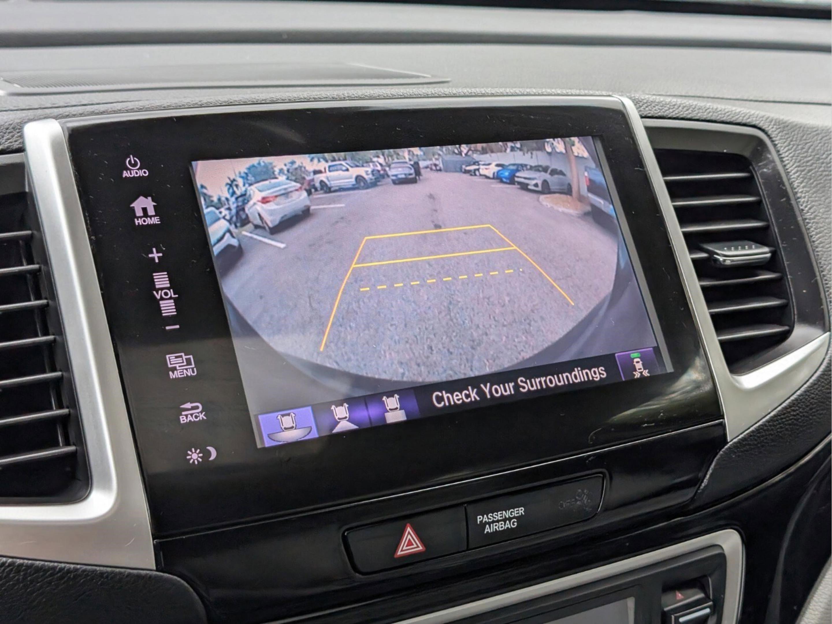 Used 2018 Honda Pilot Elite image 36