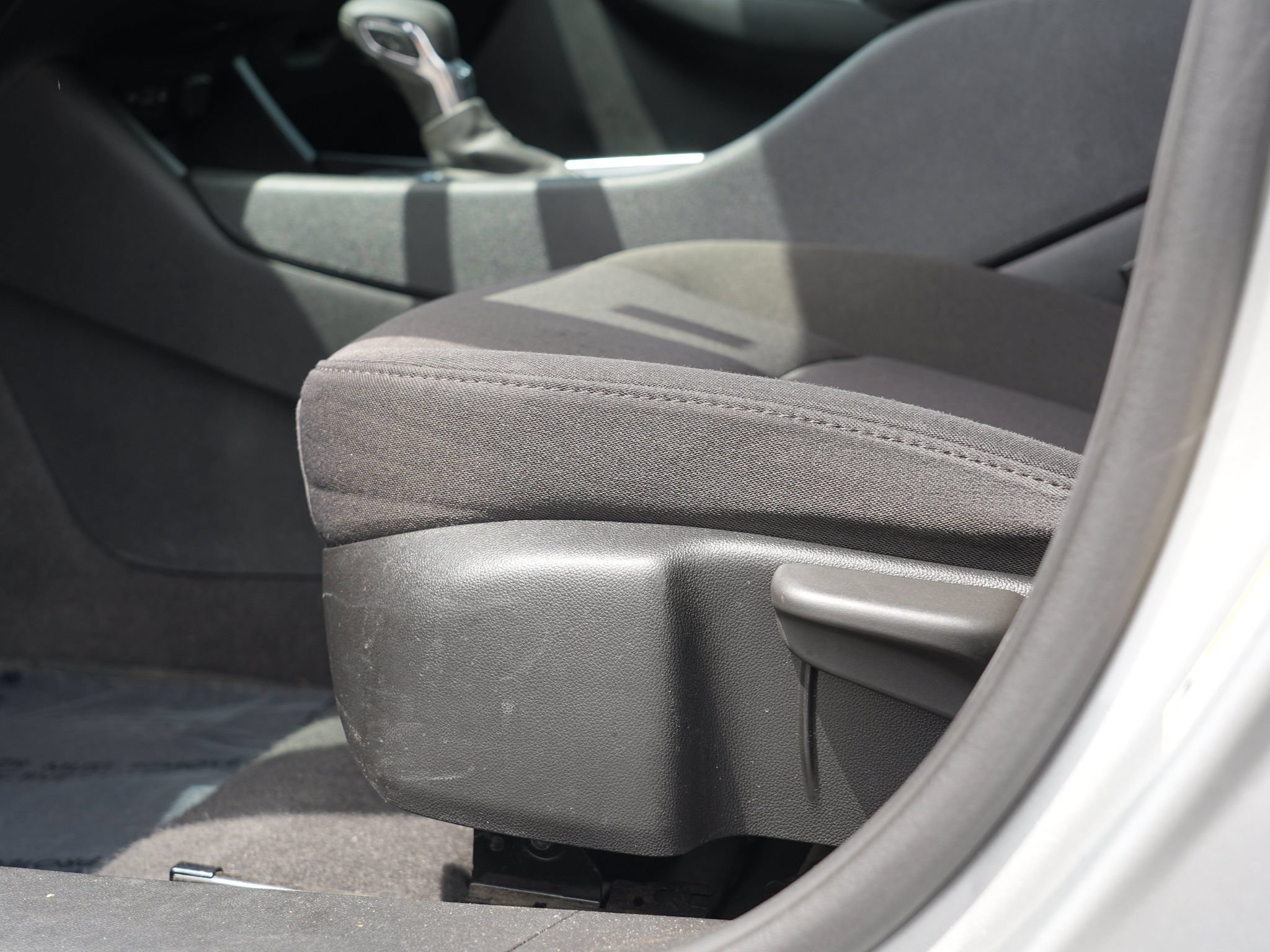 Used 2021 Chevrolet Malibu LS FWD image 16