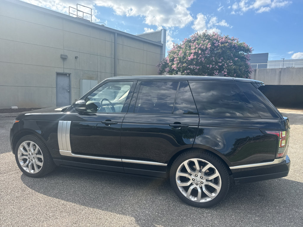Used 2016 Land Rover Range Rover HSE AWD/4WD image 2