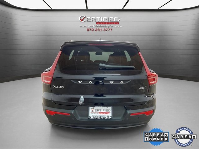Used 2025 Volvo XC40 B5 Plus image 5