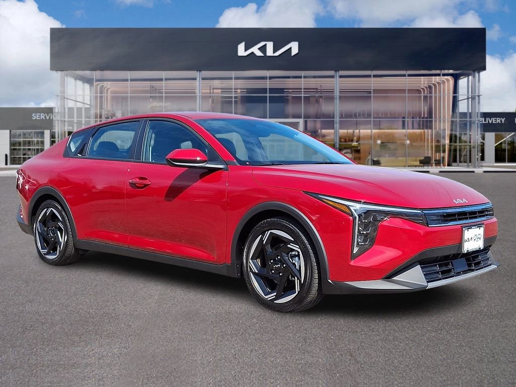 Certified 2025 Kia K4 EX FWD image 1