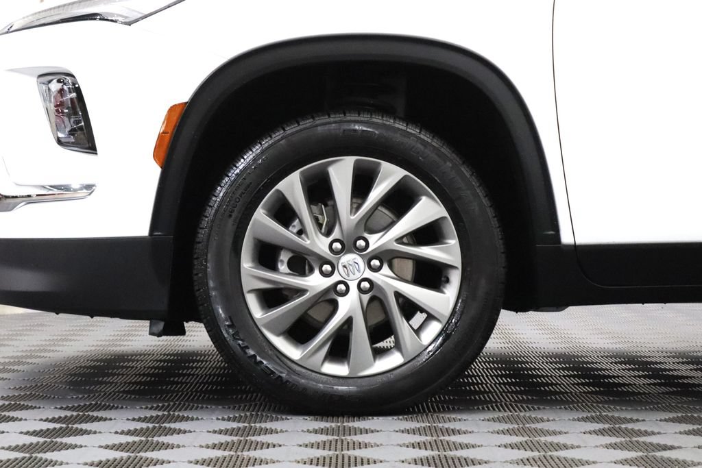 Used 2026 Buick Enclave Preferred FWD image 4