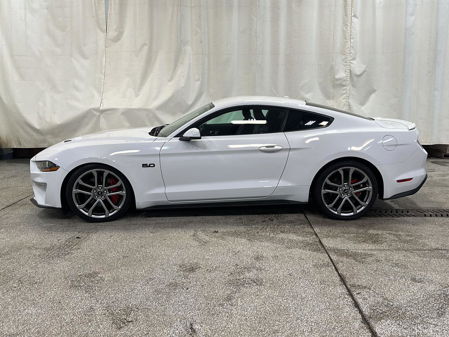 Used 2018 Ford Mustang GT Premium image 2