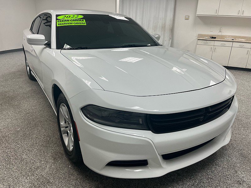 Used 2022 Dodge Charger SXT image 3