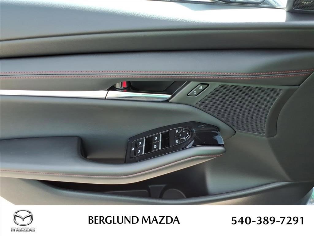 New 2026 MAZDA MAZDA3 Carbon image 13
