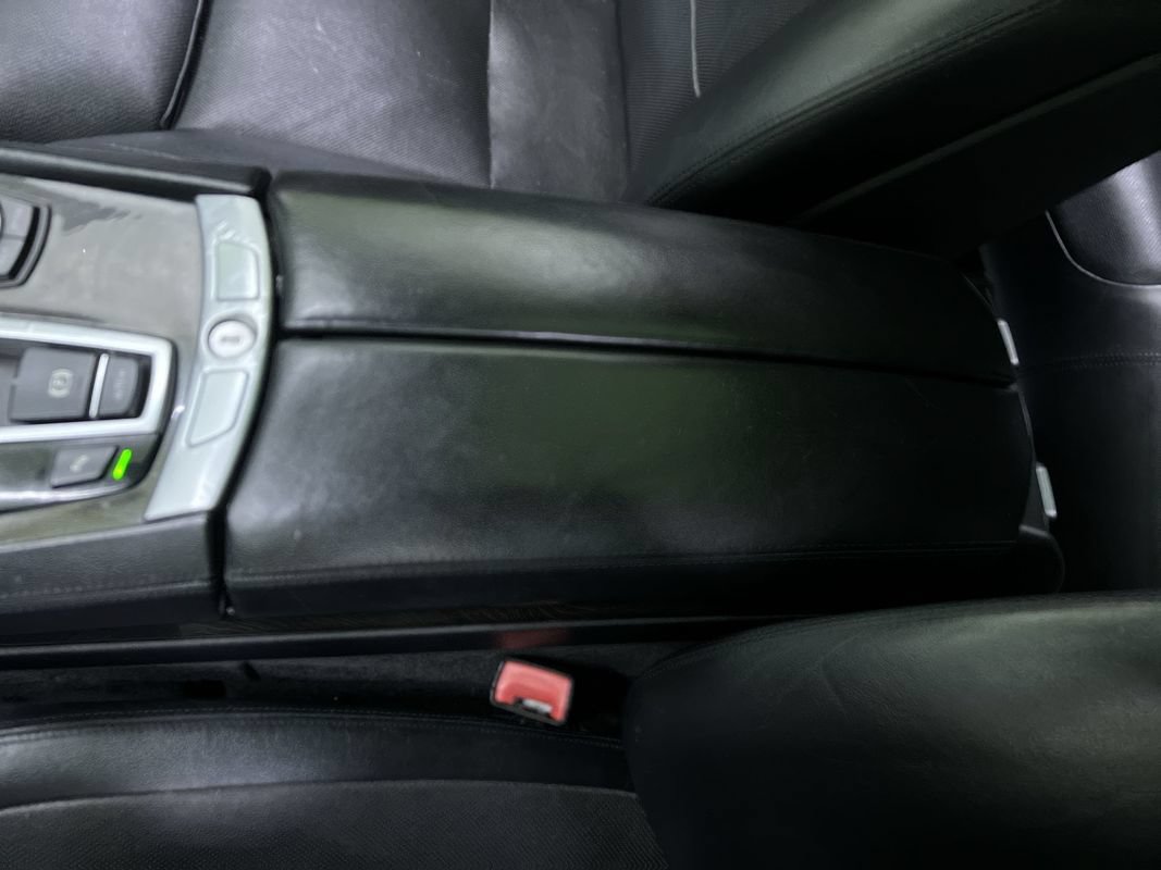 Used 2012 BMW 750i RWD image 24