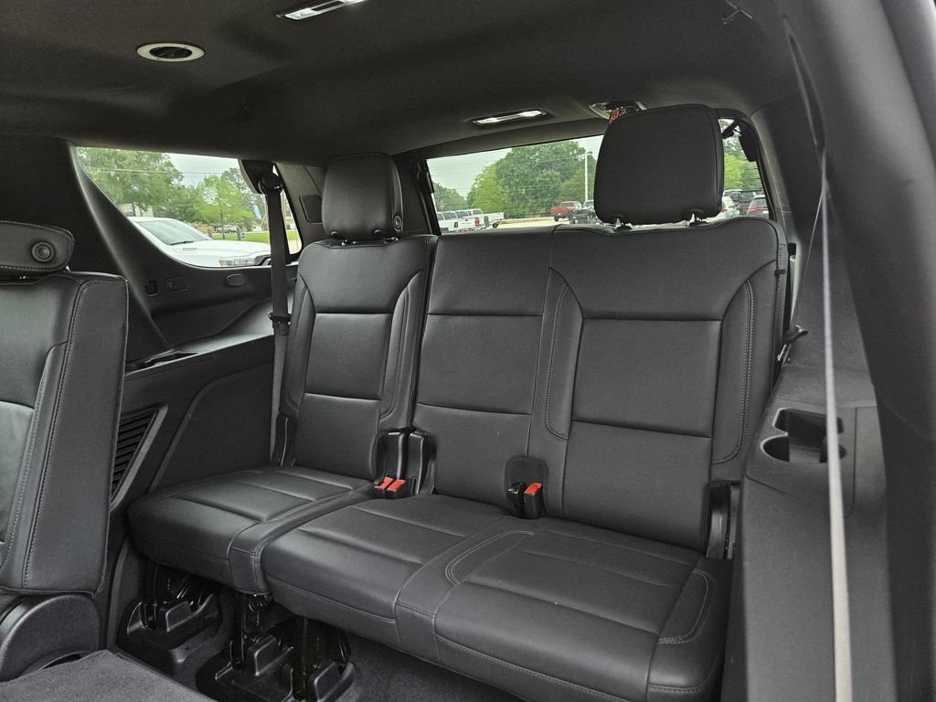 Used 2025 Chevrolet Tahoe Z71 AWD/4WD image 36