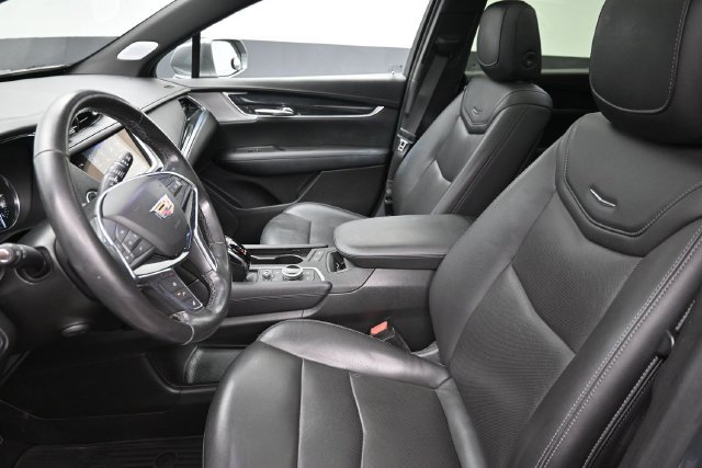Used 2020 Cadillac XT5 Premium Luxury AWD/4WD image 17