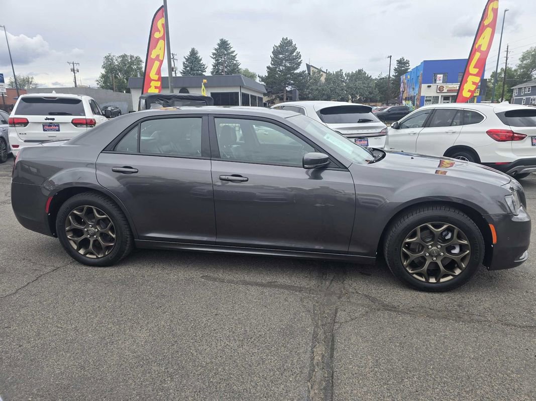 Used 2016 Chrysler 300 S w/ 300S Premium Group AWD/4WD image 40