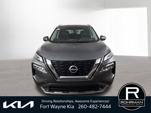 Used 2023 Nissan Rogue SL w/ SL Premium Package image 3