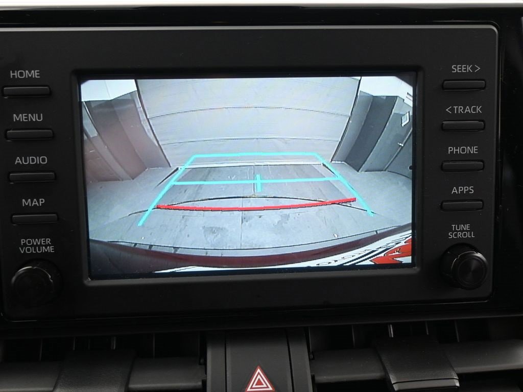 Used 2019 Toyota RAV4 LE w/ Carpet Mat Package image 18