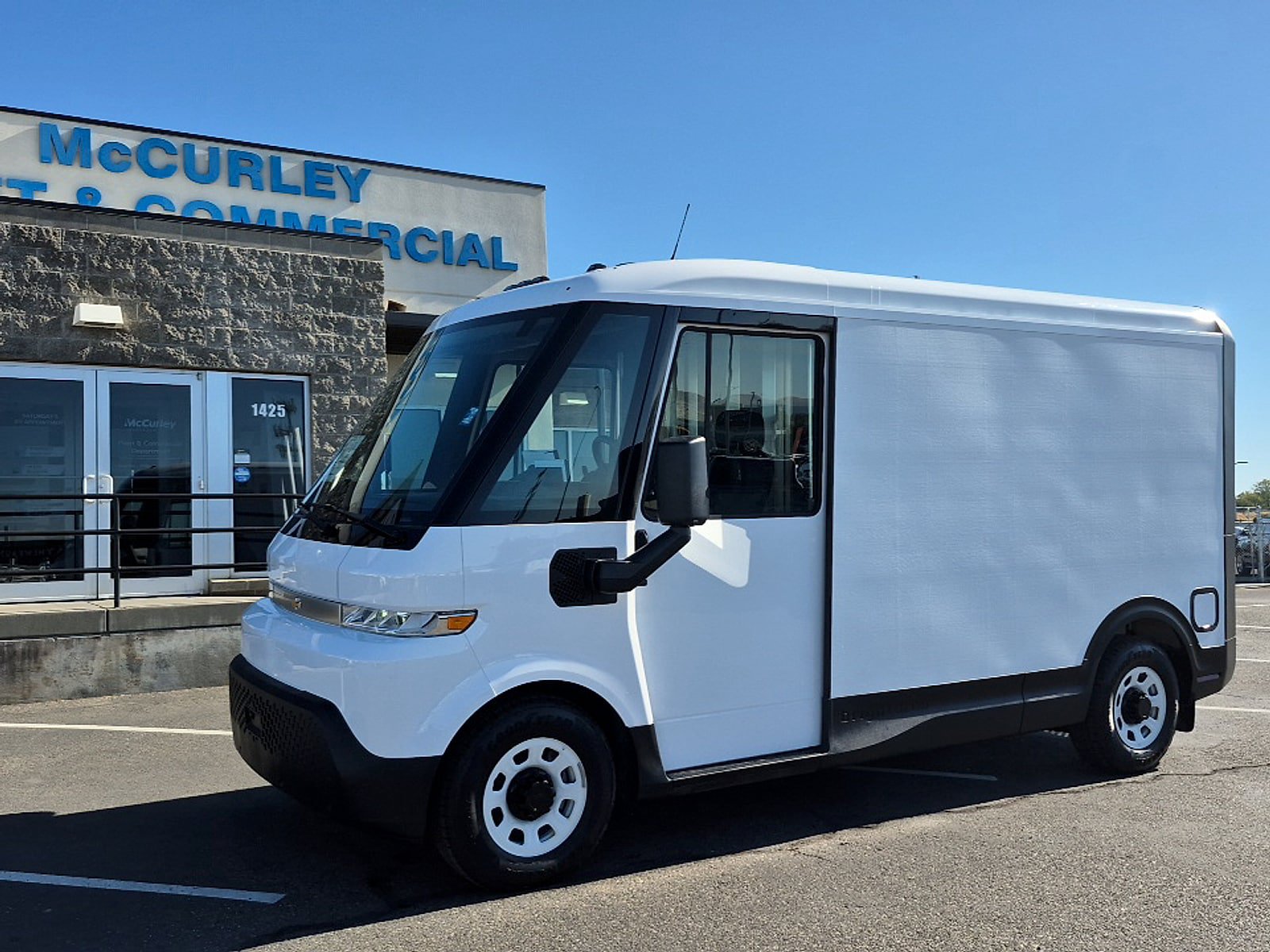 New 2025 Chevrolet Brightdrop 400 w/ Power Door Package