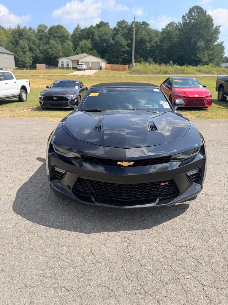 Used 2017 Chevrolet Camaro SS RWD image 5