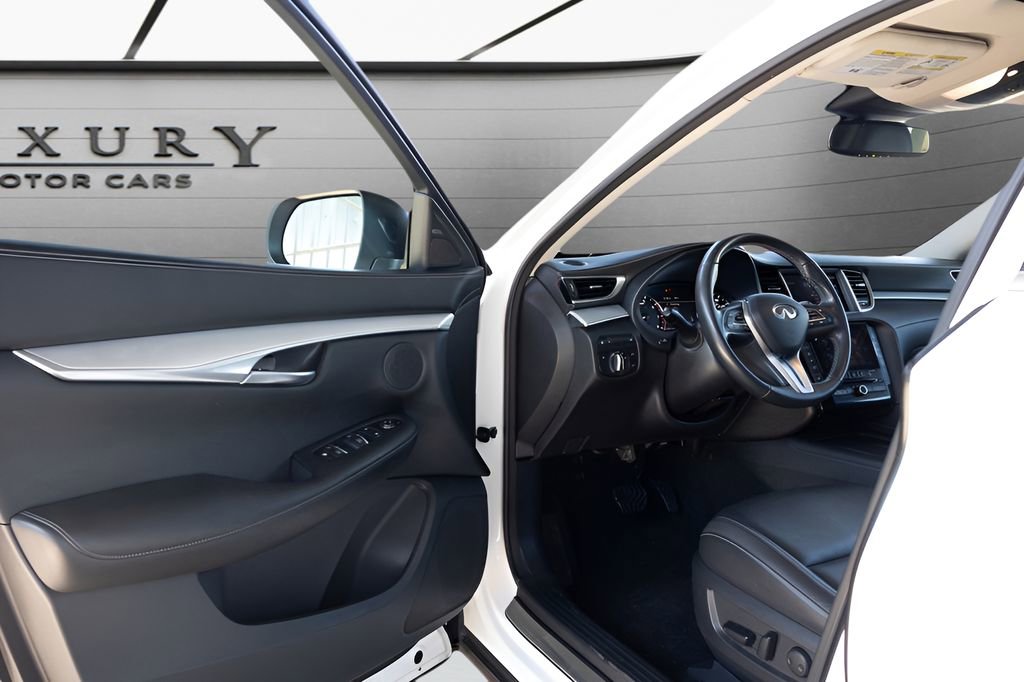 Used 2021 INFINITI QX50 Luxe AWD/4WD image 35