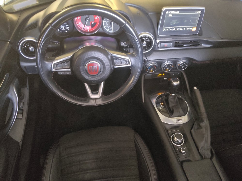 Used 2017 FIAT 124 Spider Abarth RWD image 22
